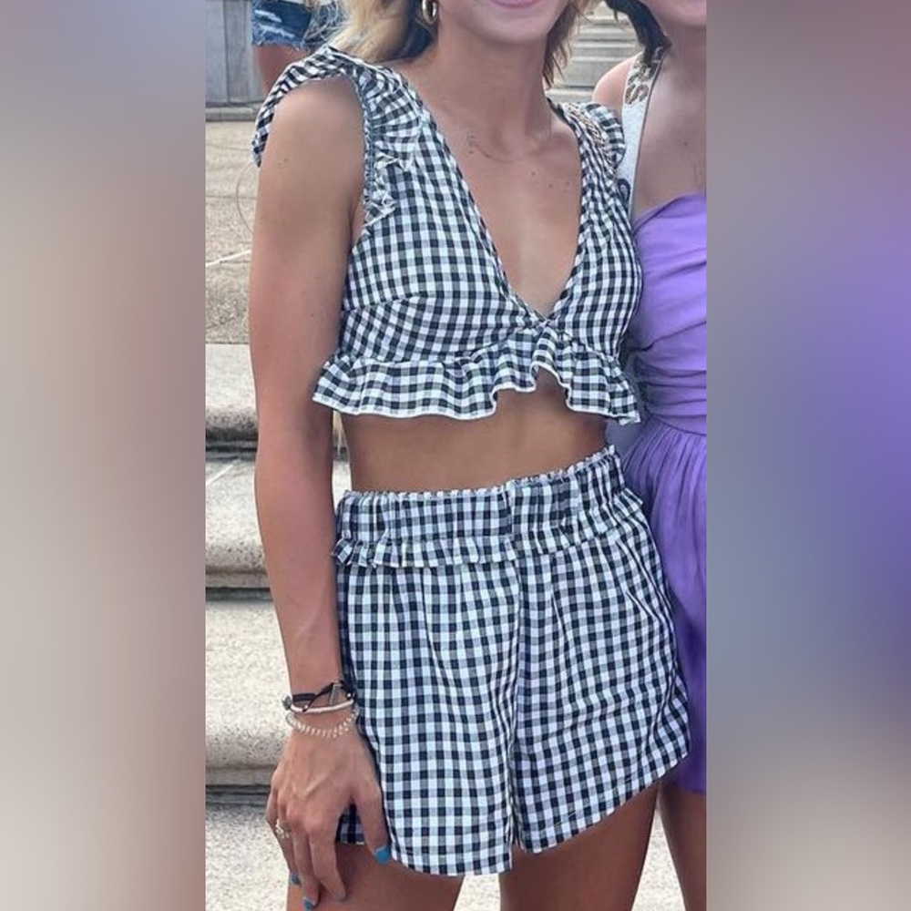 Black and white gingham set